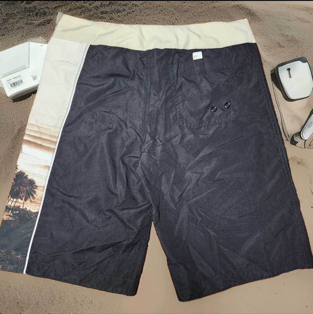 VTG NWT Aaron Chang "Tres Palms" Boardshorts Size 5 Black & Tan Palm Tree Print - Picture 8 of 13